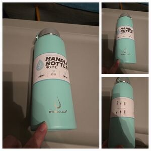 Brand new 40oz water bottle